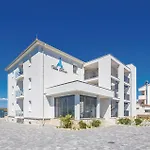 Lovely In With House Sea View *