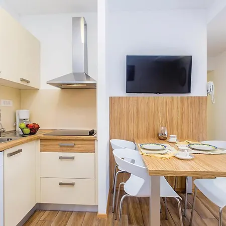 公寓 Nice Apartment In Punat With House Sea View *