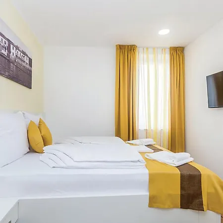 Nice Apartment In Punat With House Sea View * 普纳特